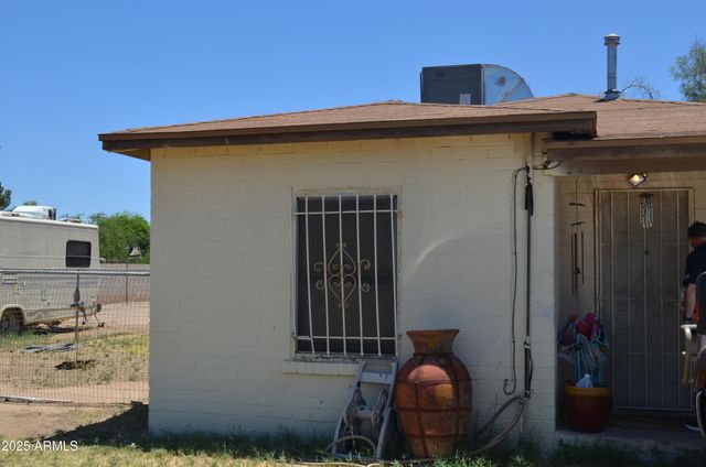 7249 N 50th Drive, Glendale, AZ 85301