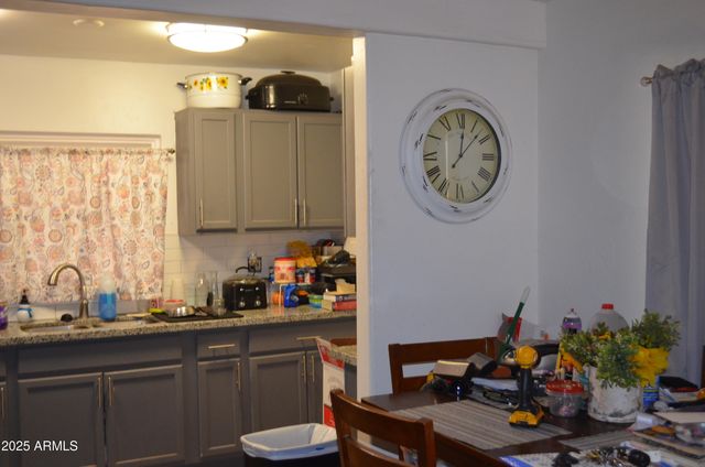 7249 N 50th Drive, Glendale, AZ 85301