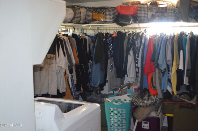 7249 N 50th Drive, Glendale, AZ 85301