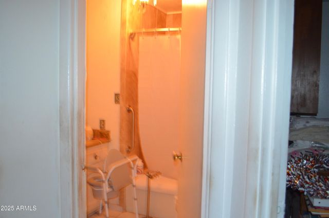 7249 N 50th Drive, Glendale, AZ 85301