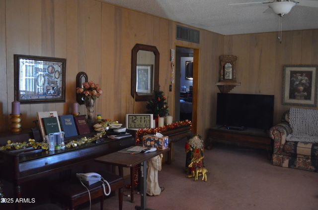 7249 N 50th Drive, Glendale, AZ 85301