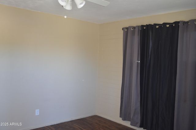 7249 N 50th Drive, Glendale, AZ 85301