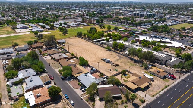 7249 N 50th Drive, Glendale, AZ 85301