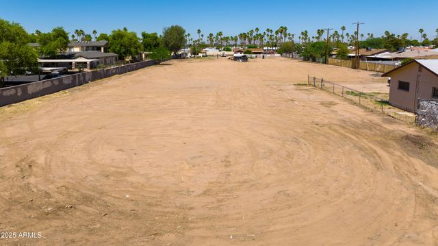 7249 N 50th Drive, Glendale, AZ 85301