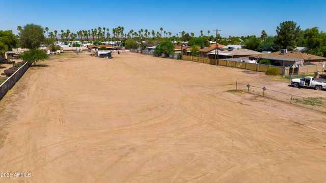 7249 N 50th Drive, Glendale, AZ 85301