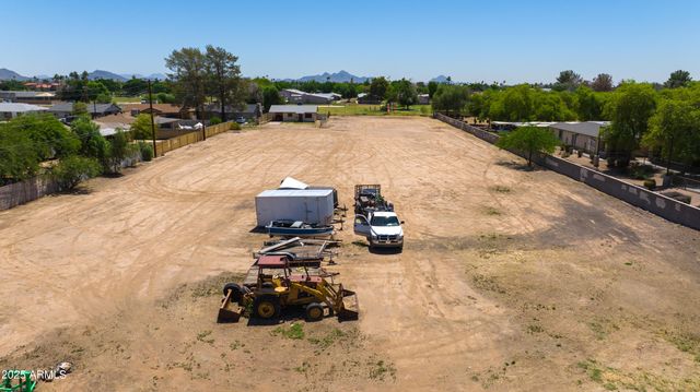 7249 N 50th Drive, Glendale, AZ 85301