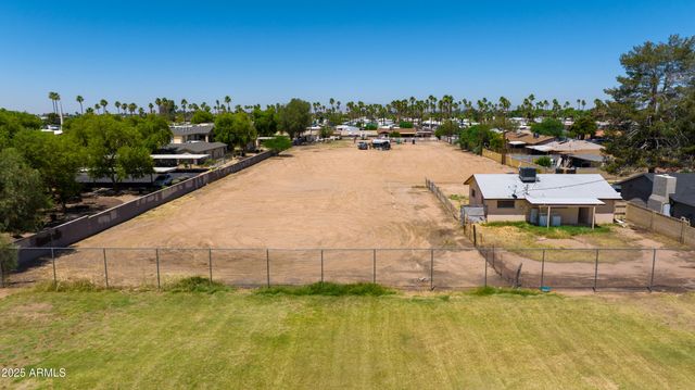 7249 N 50th Drive, Glendale, AZ 85301