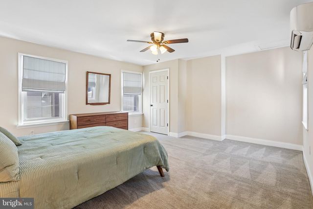 217 E ALLEN ST, Philadelphia, PA 19125