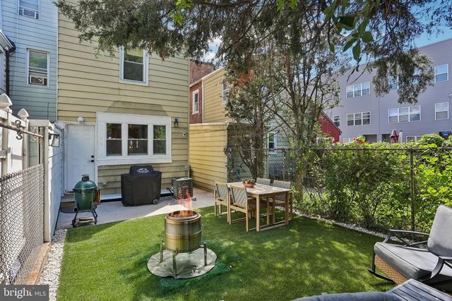 217 E ALLEN ST, Philadelphia, PA 19125