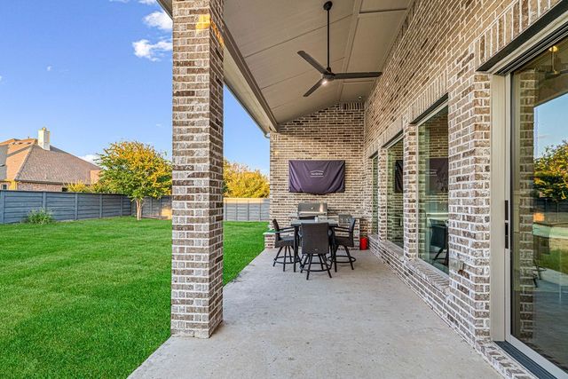 829 Boardwalk Way, Little Elm, TX 76227