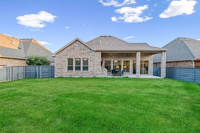 829 Boardwalk Way, Little Elm, TX 76227