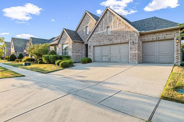 829 Boardwalk Way, Little Elm, TX 76227