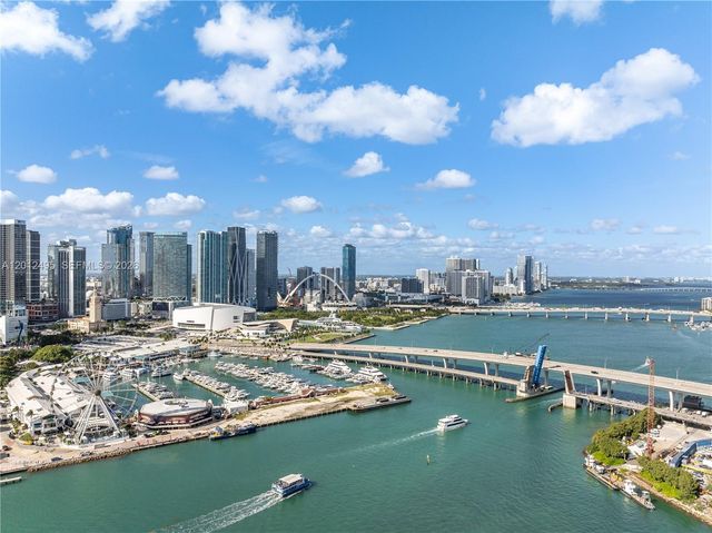 1100 Biscayne Blvd 5702, Miami, FL 33132