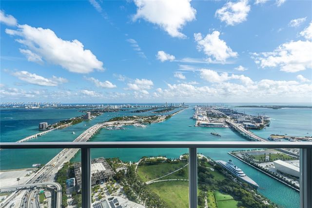 1100 Biscayne Blvd 5702, Miami, FL 33132