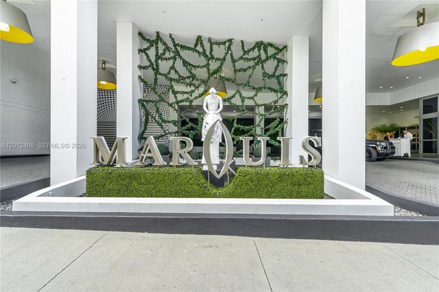 1100 Biscayne Blvd 5702, Miami, FL 33132
