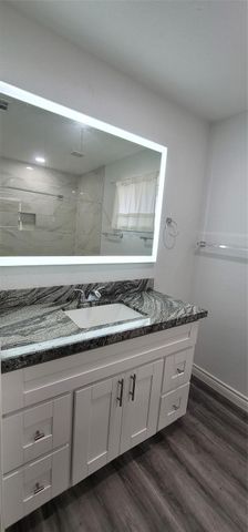13810 Overbrook Lane, Houston, TX 77077