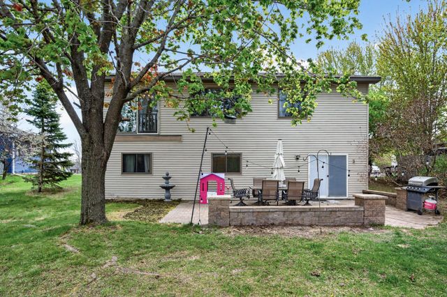 5420 134th Street N, Hugo, MN 55038