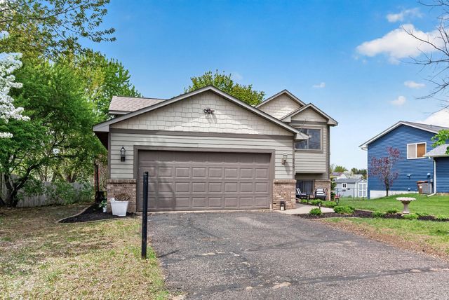 5420 134th Street N, Hugo, MN 55038