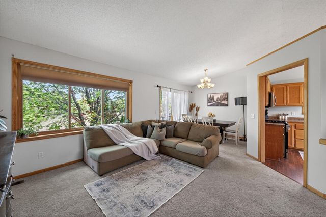 5420 134th Street N, Hugo, MN 55038