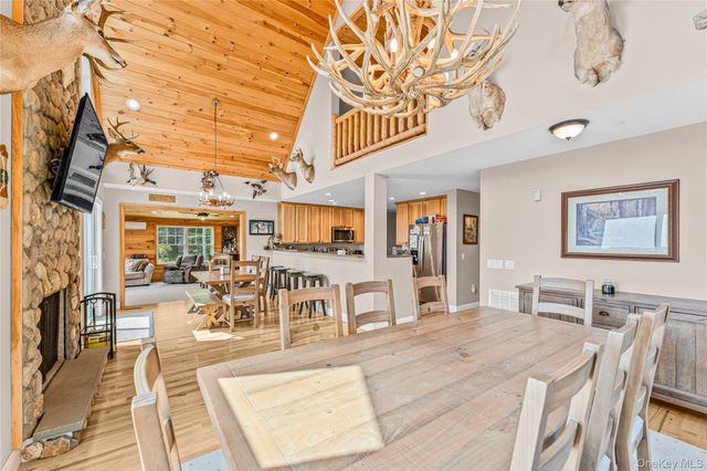 376 Aden Hill Road, Neversink, NY 12765