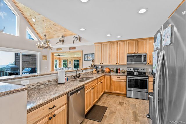 376 Aden Hill Road, Neversink, NY 12765