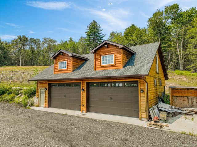 376 Aden Hill Road, Neversink, NY 12765
