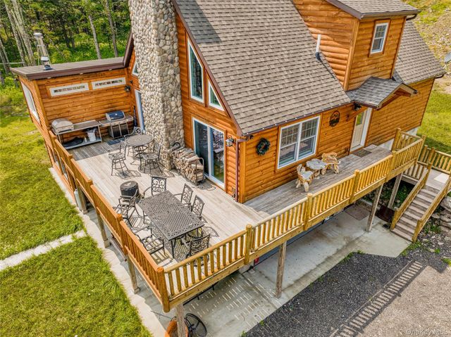 376 Aden Hill Road, Neversink, NY 12765