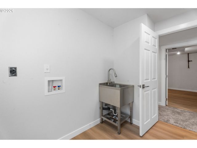 23040 Se YELLOWHAMMER St, Damascus, OR 97089