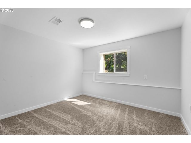 23040 Se YELLOWHAMMER St, Damascus, OR 97089