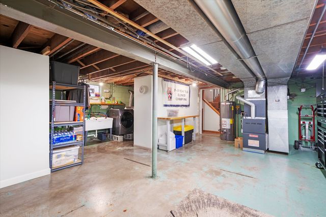 5142 S Mulligan Avenue, Chicago, IL 60638