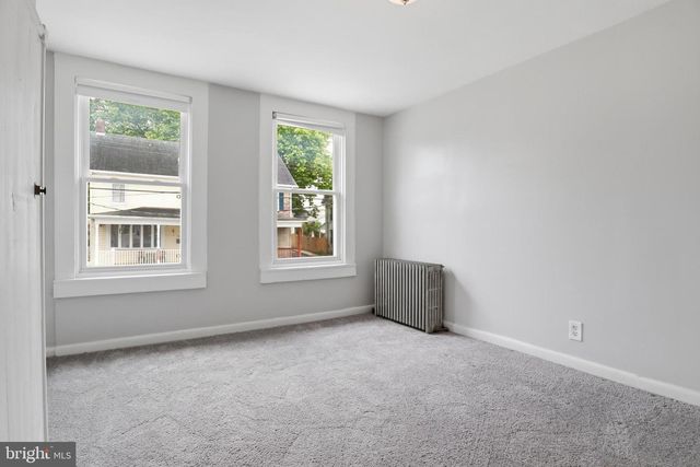 105 E MAPLE ST, Dallastown, PA 17313