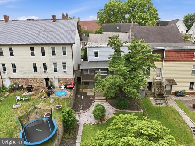 105 E MAPLE ST, Dallastown, PA 17313