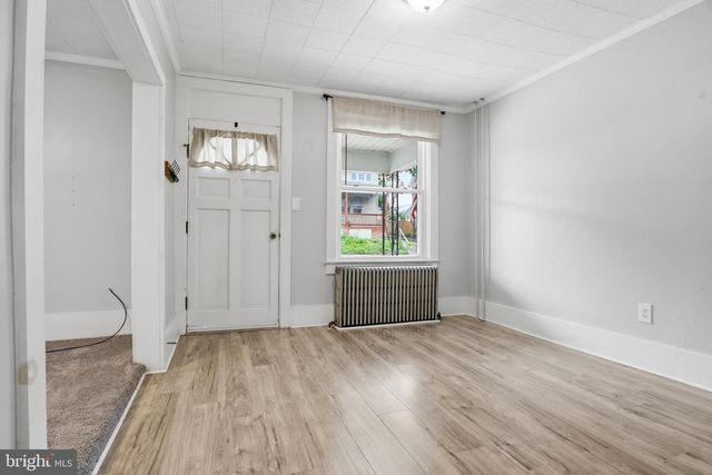 105 E MAPLE ST, Dallastown, PA 17313