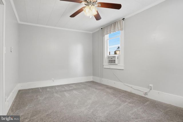 105 E MAPLE ST, Dallastown, PA 17313