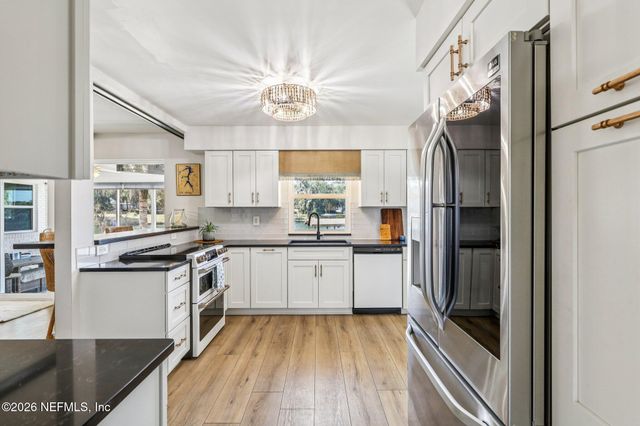 244 JESSIE LEE Court, Green Cove Springs, FL 32043