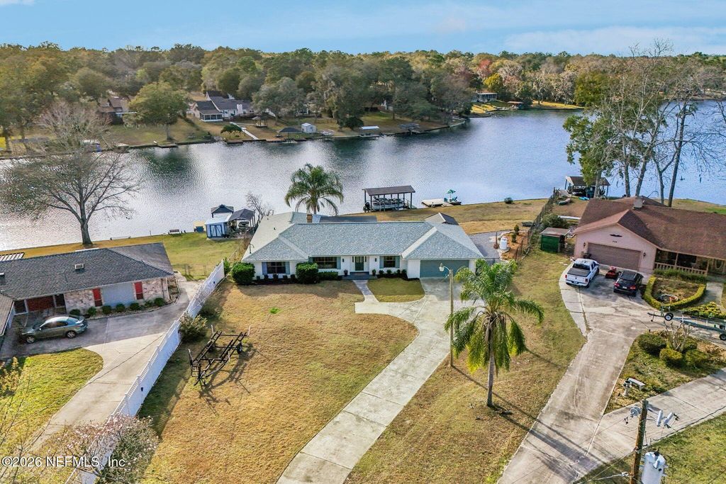 244 JESSIE LEE Court, Green Cove Springs, FL 32043