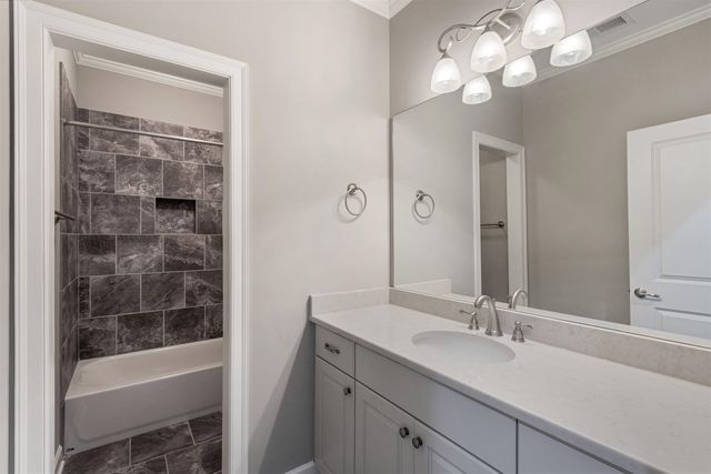 125 HUNTERS REST LN, Piperton, TN 38017