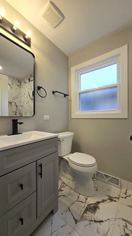 237 W 117th Street, Chicago, IL 60628