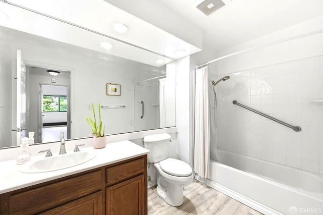 2770 19th Avenue 38, San Francisco, CA 94132
