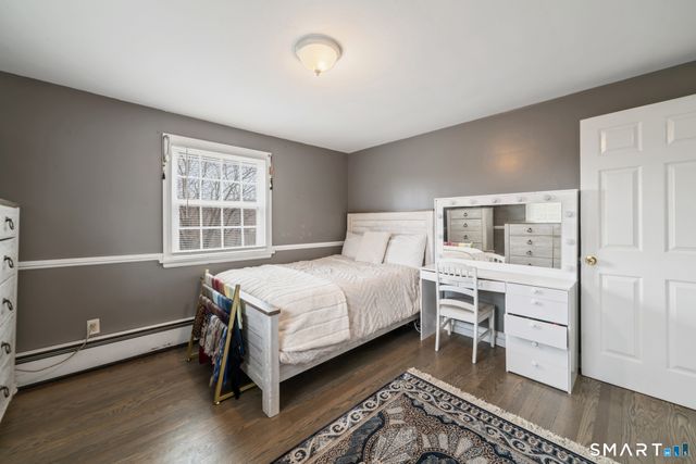 61 Clearview Circle, Naugatuck, CT 06770