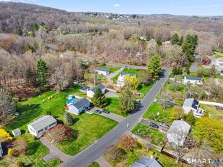 5 Kingswood Road, Danbury, CT 06811