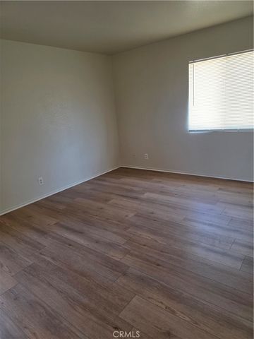 43516 32nd Street E, Lancaster, CA 93535