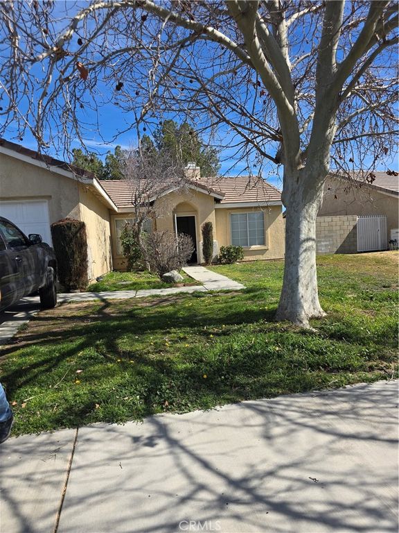 43516 32nd Street E, Lancaster, CA 93535