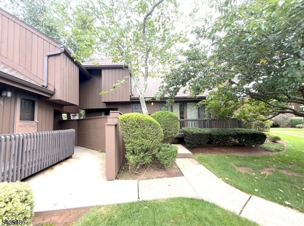 237 Kingsberry Dr 237, Franklin Twp., NJ 08873 — photo 2