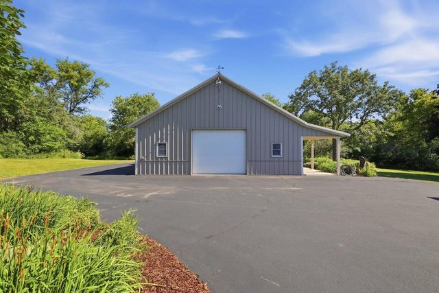 9325 E Six Corners ROAD, Milton, WI 53563
