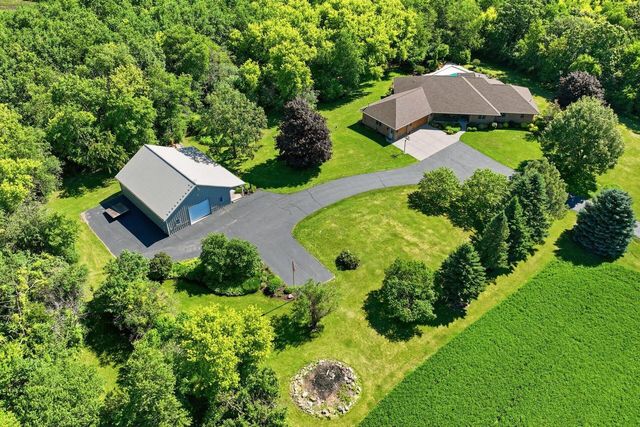 9325 E Six Corners ROAD, Milton, WI 53563
