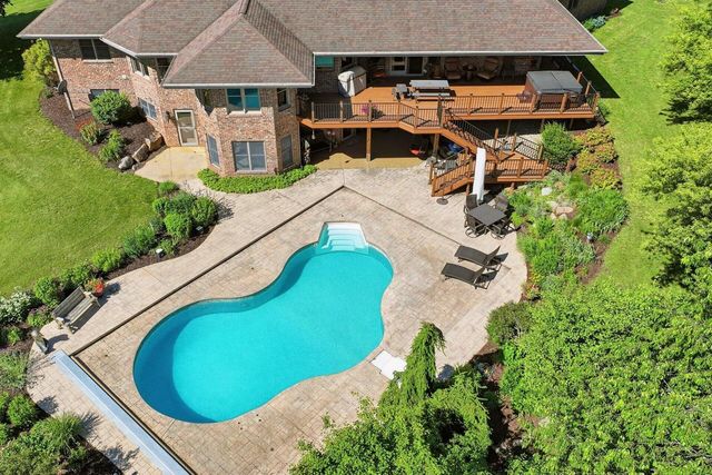 9325 E Six Corners ROAD, Milton, WI 53563