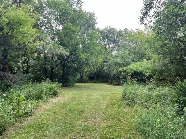 9325 E Six Corners ROAD, Milton, WI 53563