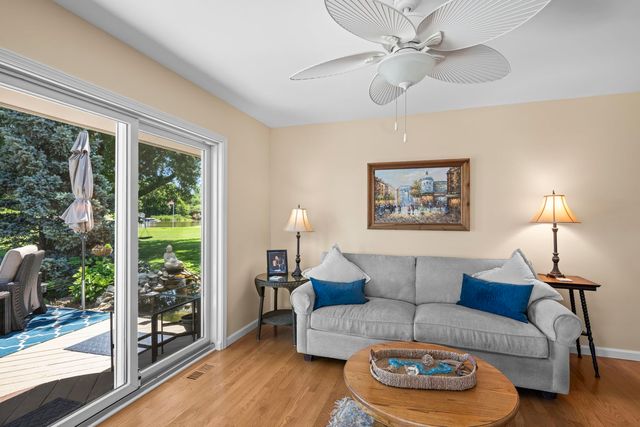 905 River Terrace Drive, Johnsburg, IL 60051