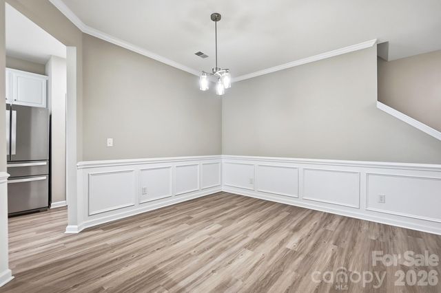 4427 Glenlea Commons Drive, Charlotte, NC 28216